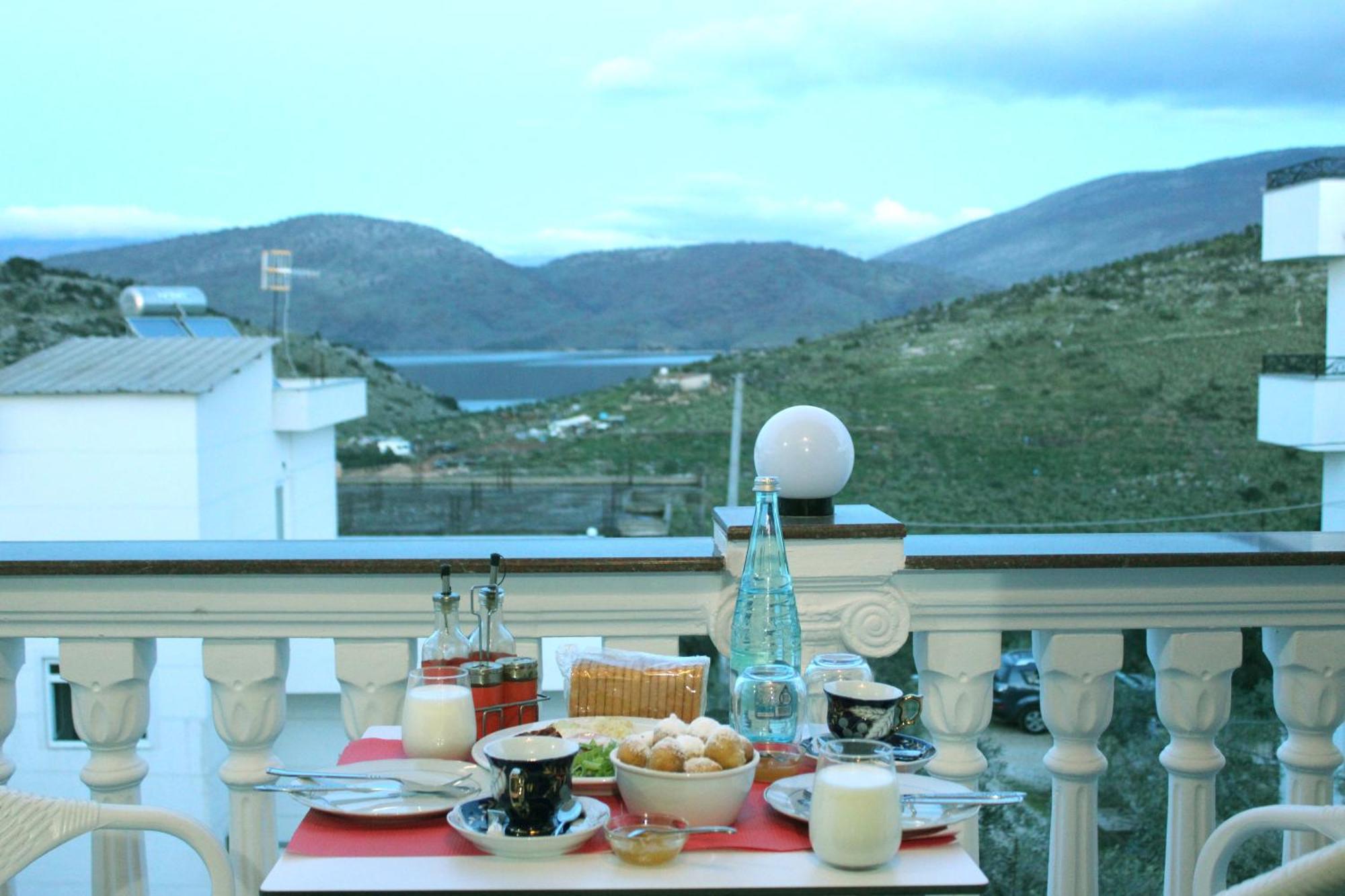 Garden Villa Dhesara Ксамил Екстериор снимка